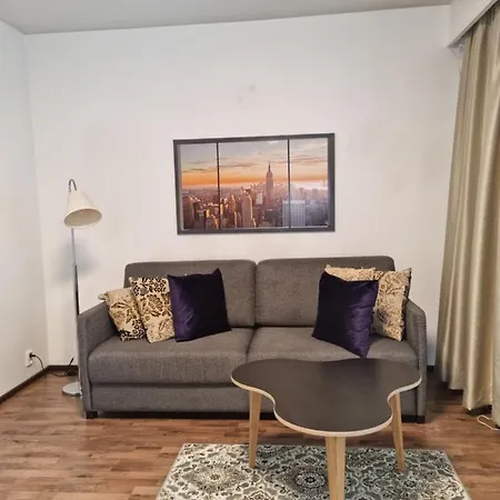 Viihtyisae Saunallinen Kaksio Lentokentaen Laehellae Vantaa Extérieur photo
