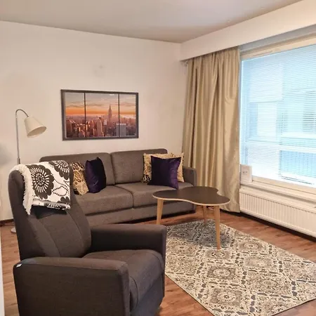 Viihtyisae Saunallinen Kaksio Lentokentaen Laehellae Vantaa Extérieur photo